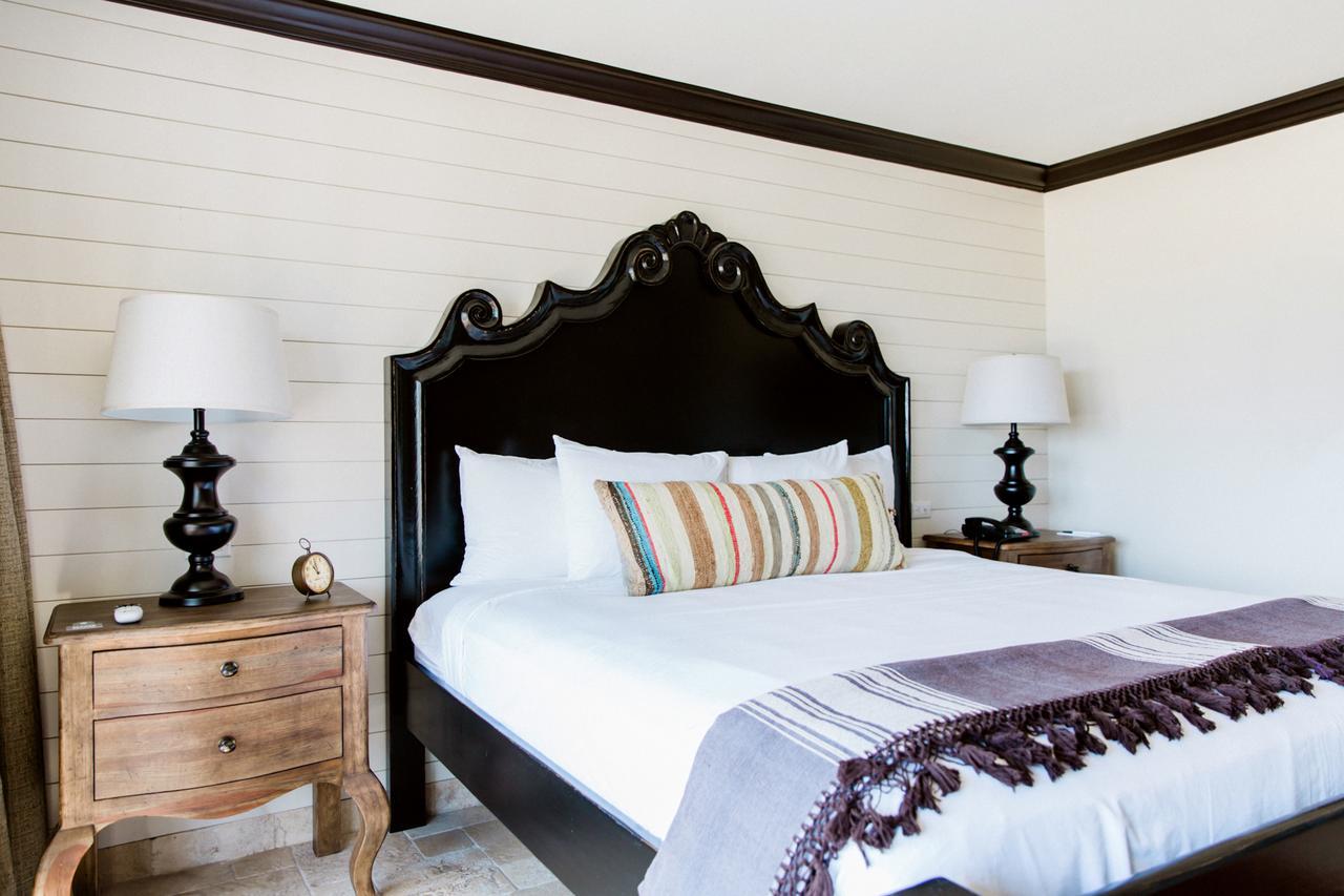 Hillside Boutique Hotel Castroville ภายนอก รูปภาพ
