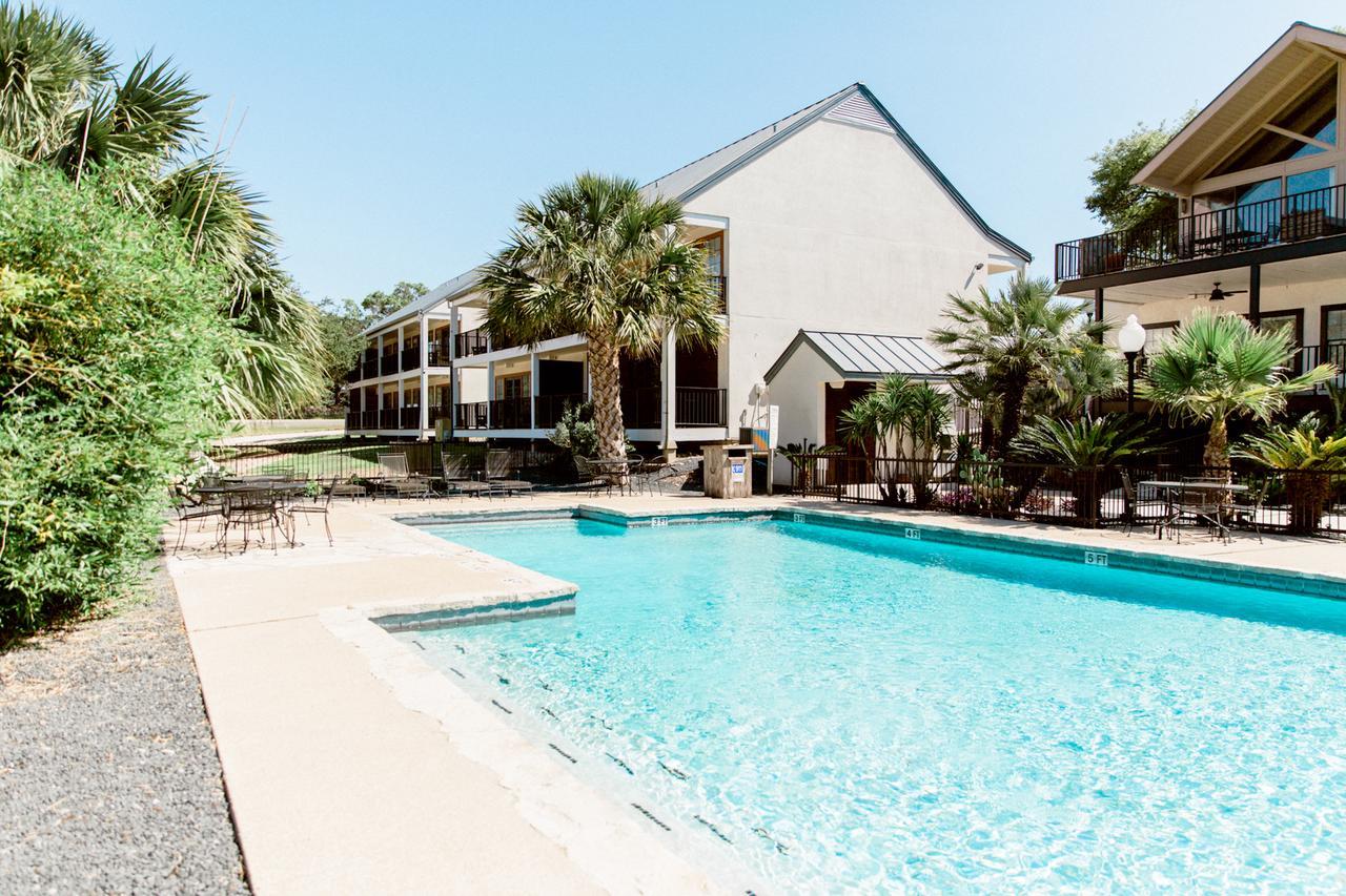 Hillside Boutique Hotel Castroville ภายนอก รูปภาพ