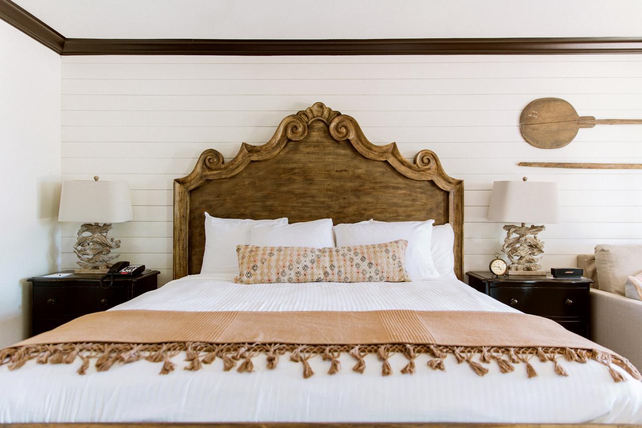 Hillside Boutique Hotel Castroville ภายนอก รูปภาพ